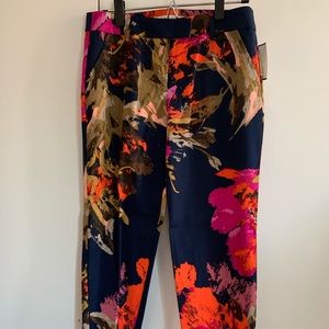 Trina Turk Floral pants NWT sz4 Retail $298